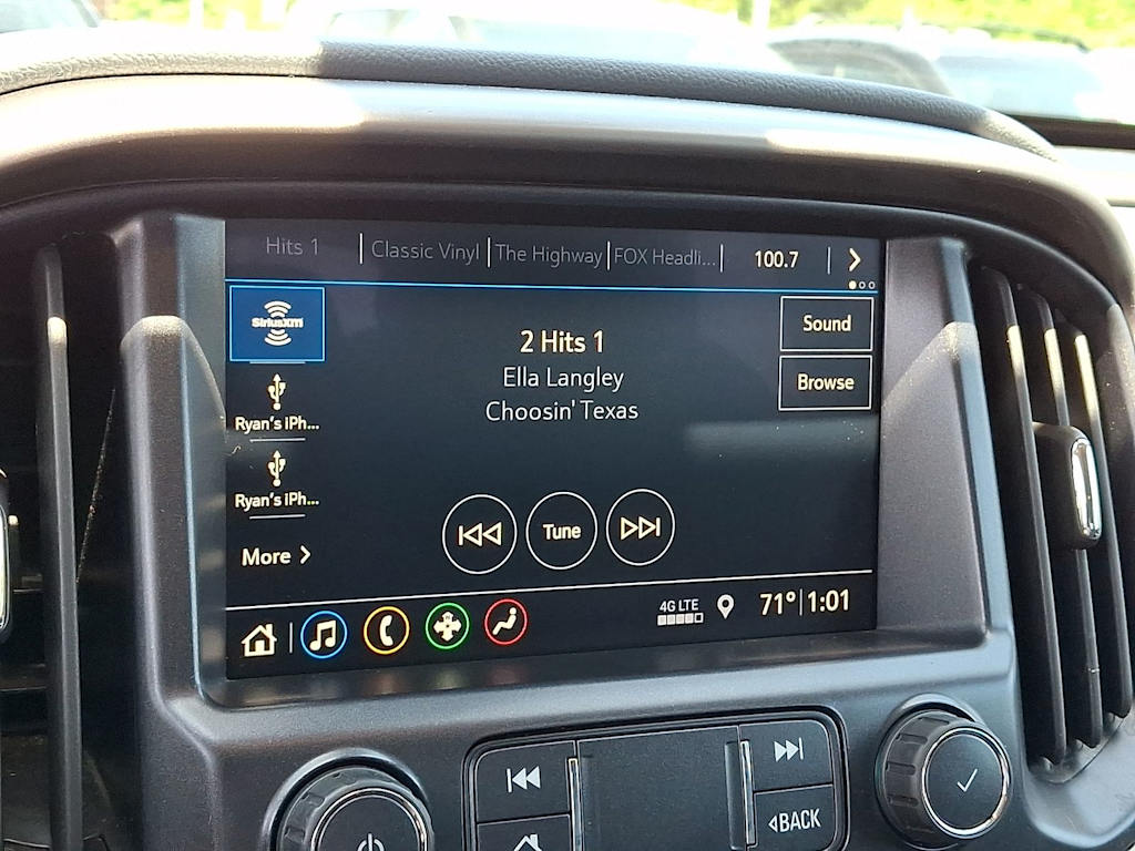 Thumbnail: 2021 Chevrolet Colorado - 24