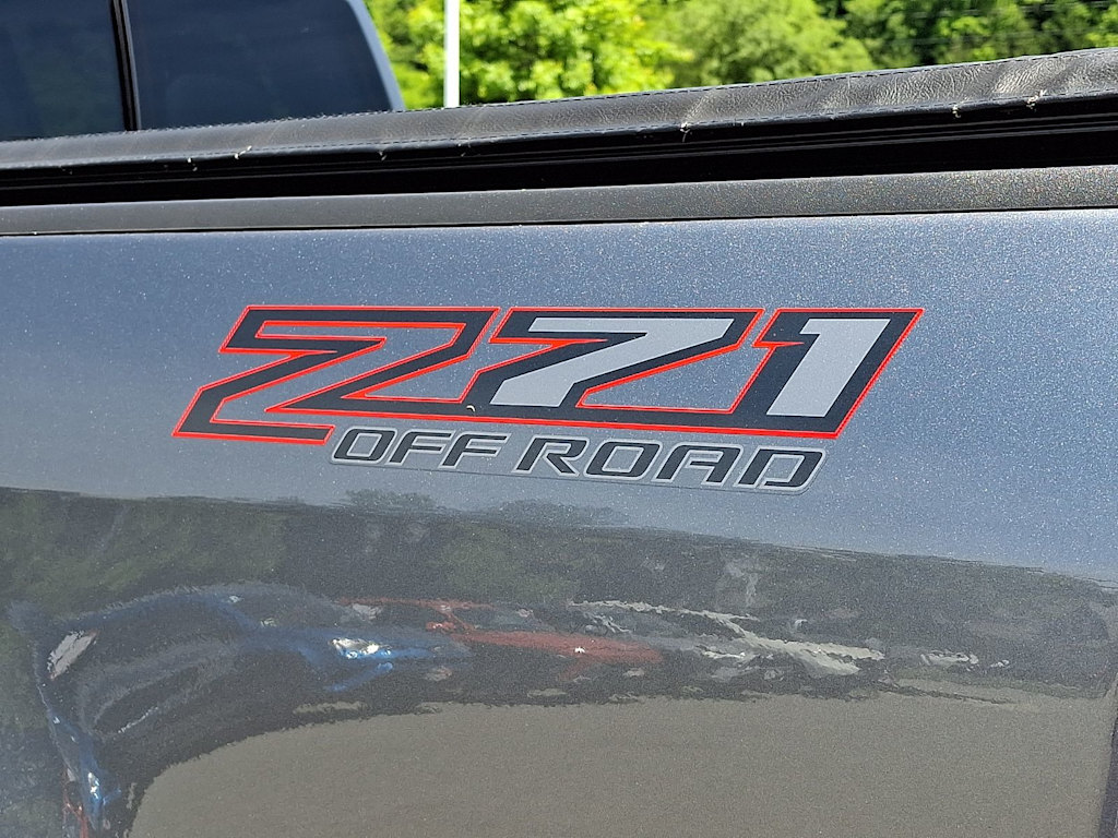 Thumbnail: 2021 Chevrolet Colorado - 31