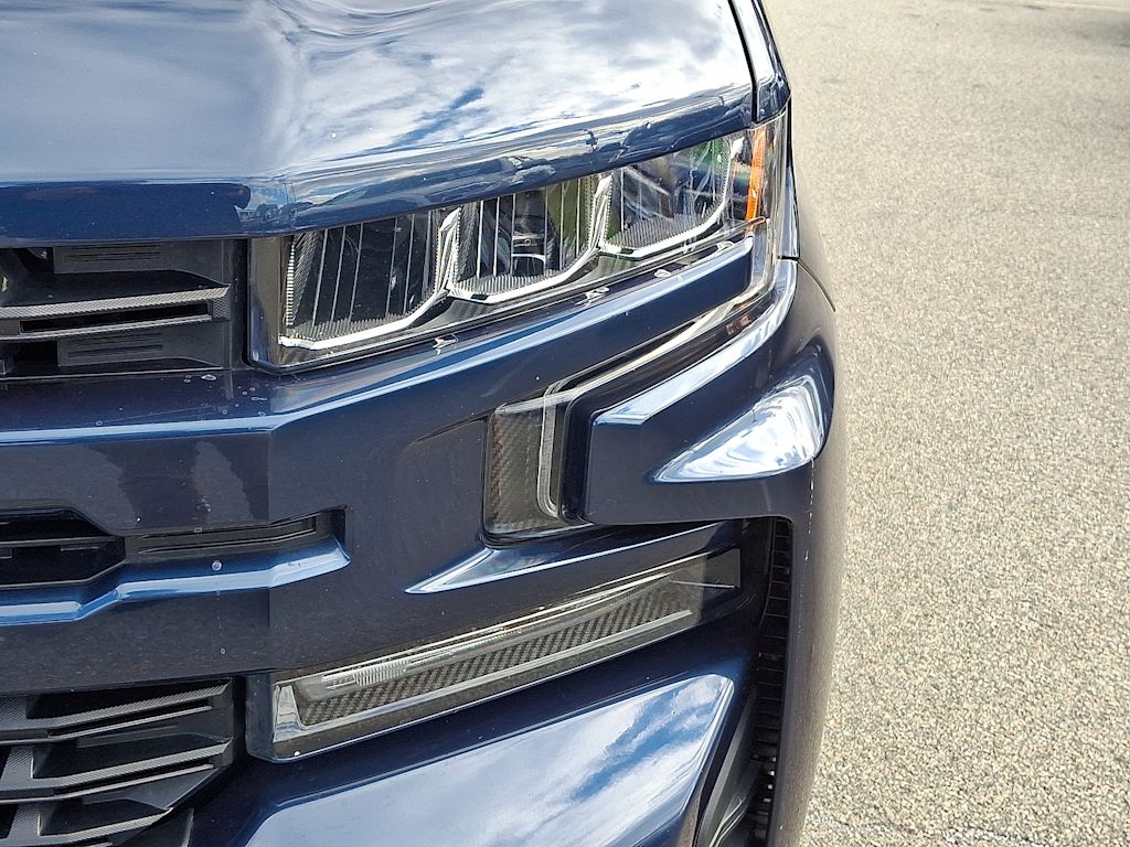 Thumbnail: 2020 Chevrolet Silverado 1500 - 16