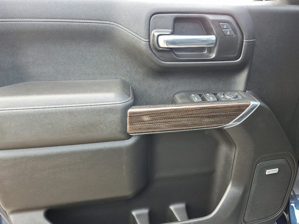 Thumbnail: 2020 Chevrolet Silverado 1500 - 18