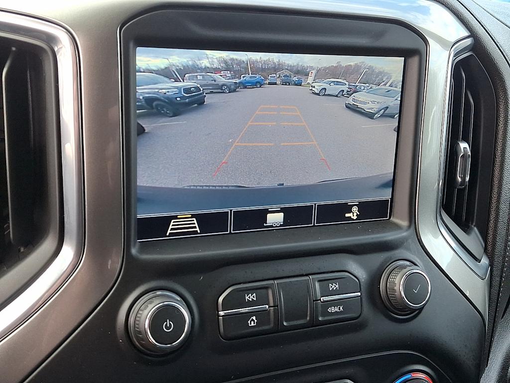 Thumbnail: 2020 Chevrolet Silverado 1500 - 21