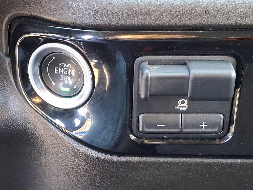 Thumbnail: 2025 Chevrolet Silverado 1500 - 25