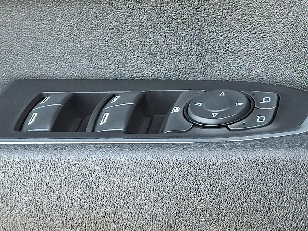 Thumbnail: 2025 Chevrolet Silverado 1500 - 27