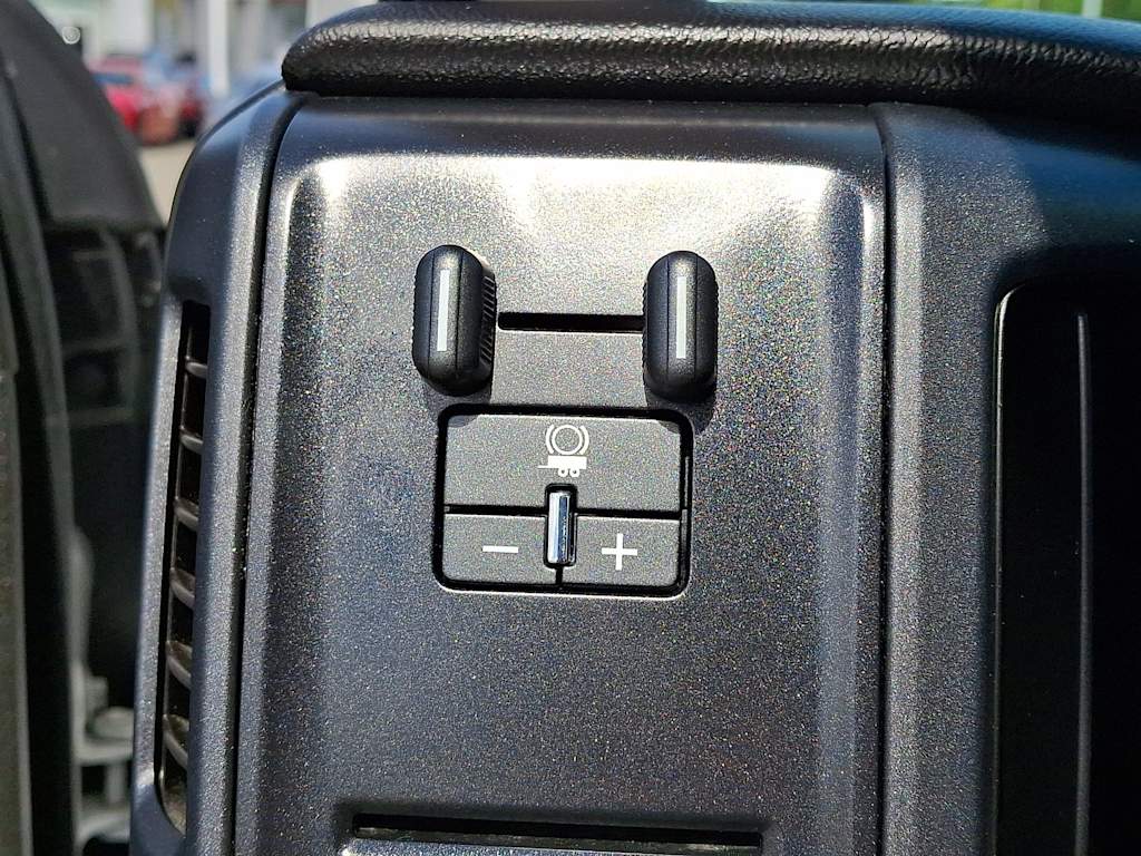 Thumbnail: 2015 GMC Sierra 1500 - 28