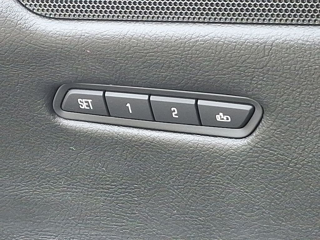 Thumbnail: 2017 Cadillac XT5 - 28