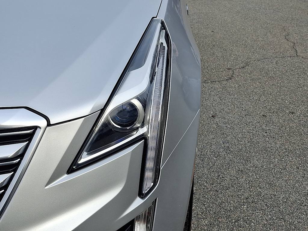 Thumbnail: 2017 Cadillac XT5 - 19