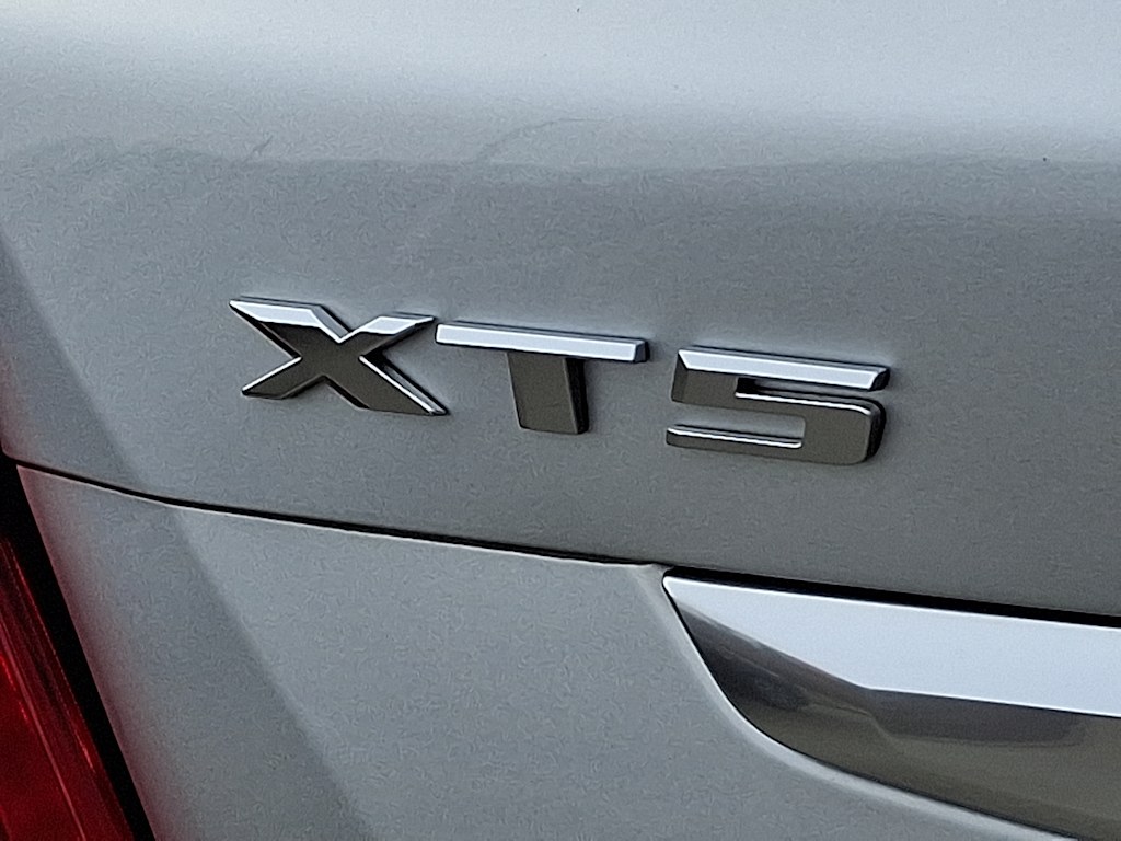 Thumbnail: 2017 Cadillac XT5 - 32