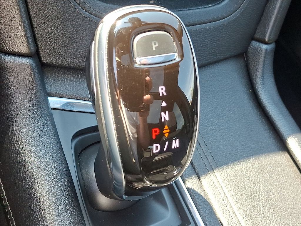Thumbnail: 2021 Cadillac XT5 - 12