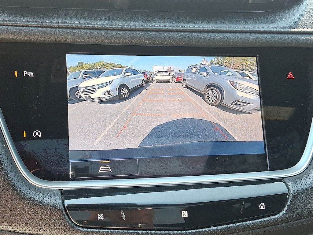 Thumbnail: 2021 Cadillac XT5 - 24