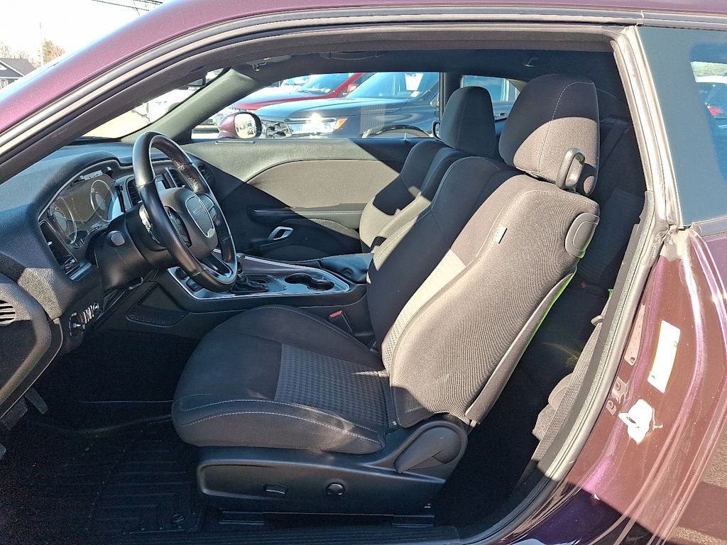 Thumbnail: 2022 Dodge Challenger - 10