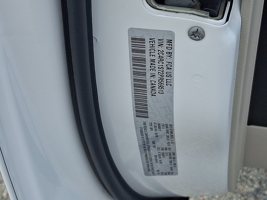 Thumbnail: 2023 Chrysler Pacifica - 13