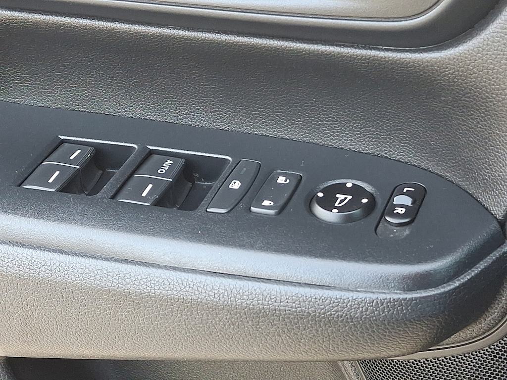 Thumbnail: 2019 Honda CR-V - 26