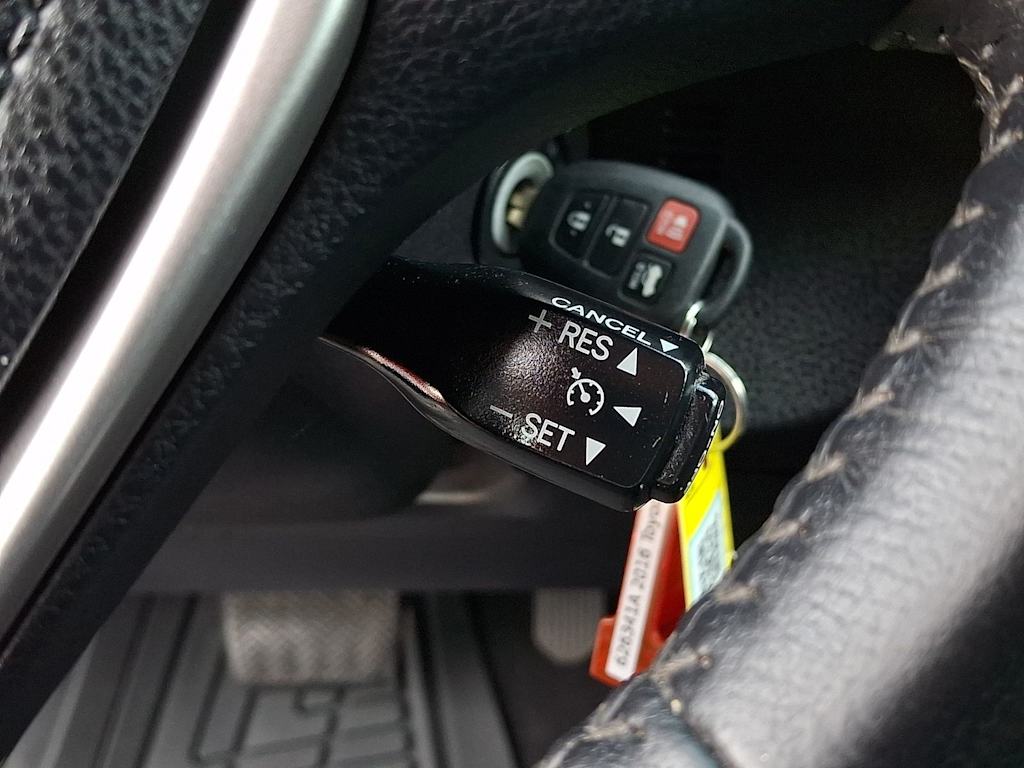Thumbnail: 2016 Toyota Corolla - 6