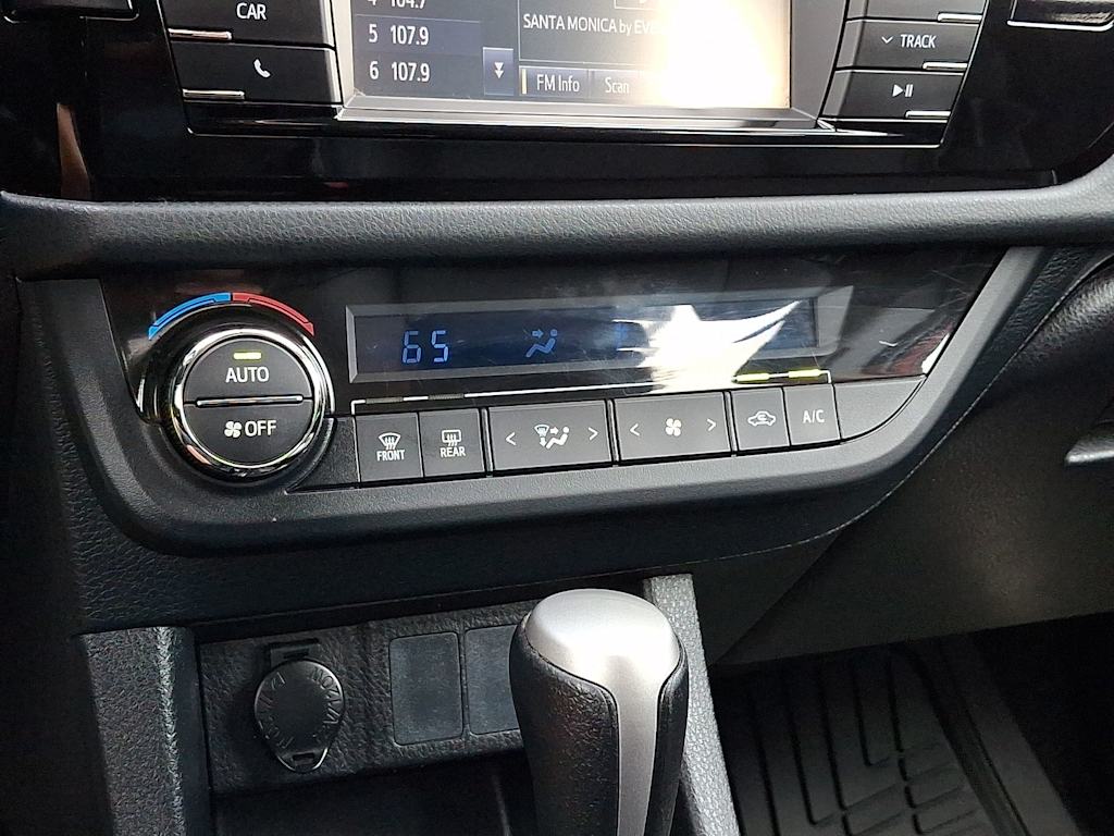 Thumbnail: 2016 Toyota Corolla - 23