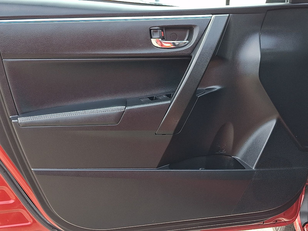 Thumbnail: 2016 Toyota Corolla - 21