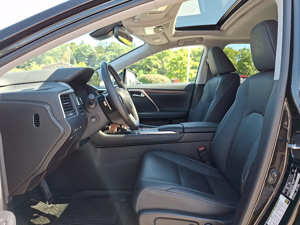 Thumbnail: 2020 Lexus RX - 3