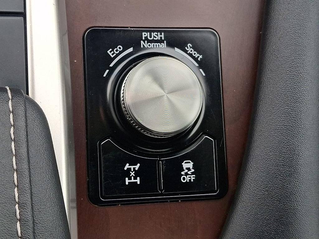 Thumbnail: 2022 Lexus RX - 27