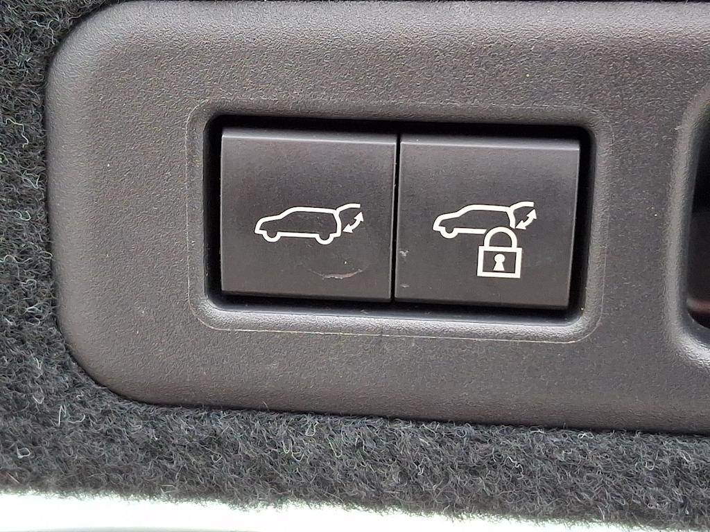 Thumbnail: 2022 Lexus RX - 31