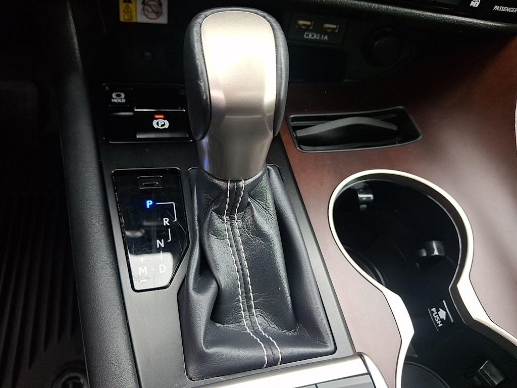 Thumbnail: 2022 Lexus RX - 13