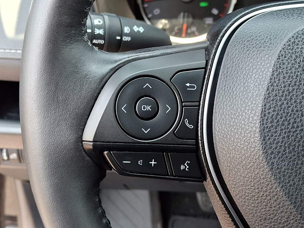 Thumbnail: 2020 Toyota RAV4 - 26