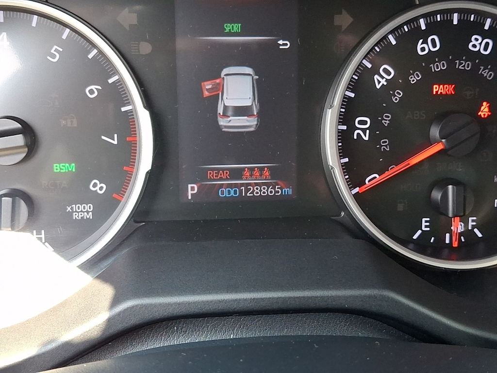 Thumbnail: 2020 Toyota RAV4 - 14