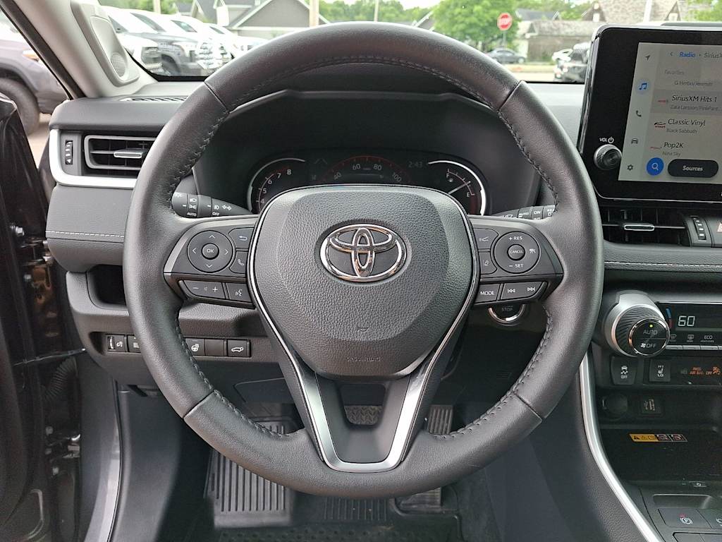 Thumbnail: 2025 Toyota RAV4 - 2