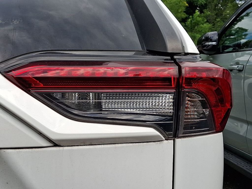 Thumbnail: 2019 Toyota RAV4 - 5