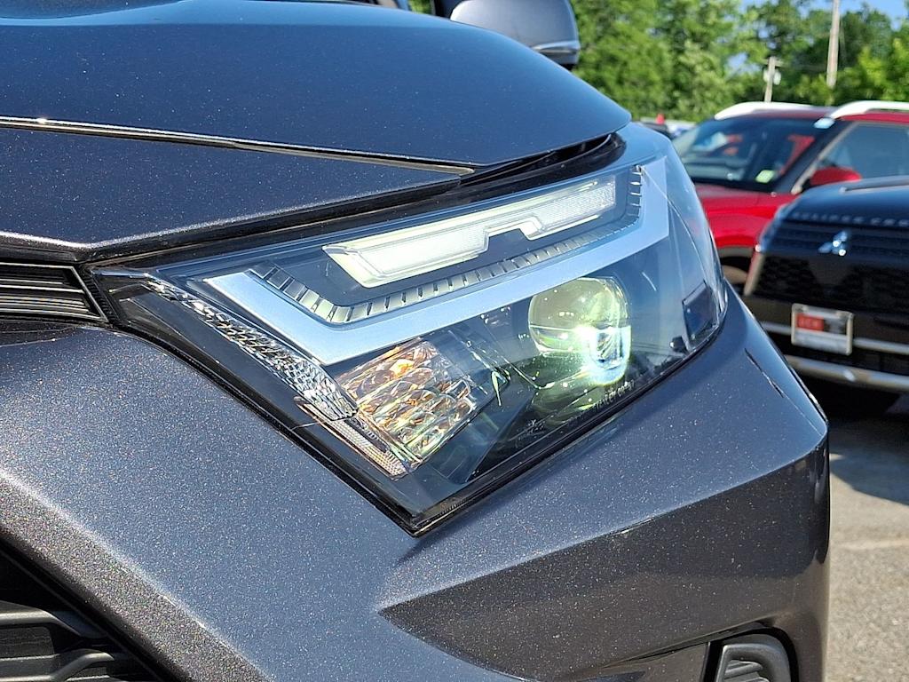 Thumbnail: 2023 Toyota RAV4 - 20