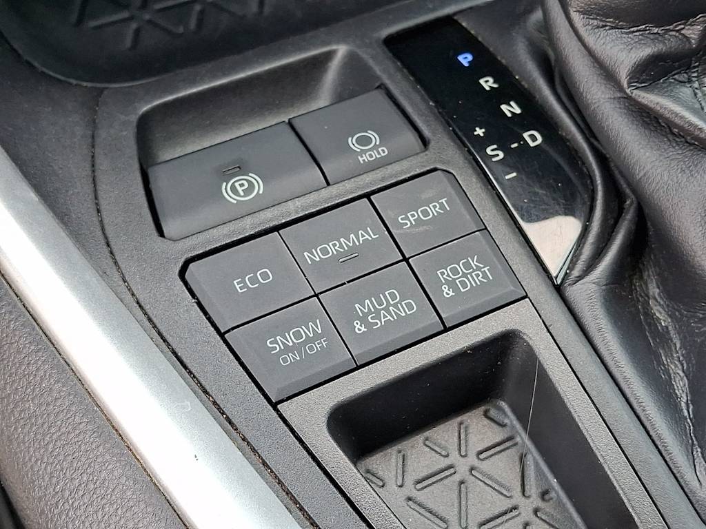 Thumbnail: 2019 Toyota RAV4 - 27