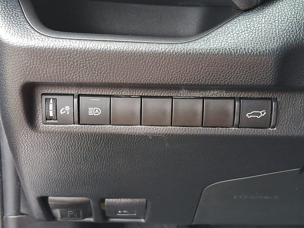 Thumbnail: 2023 Toyota RAV4 - 31