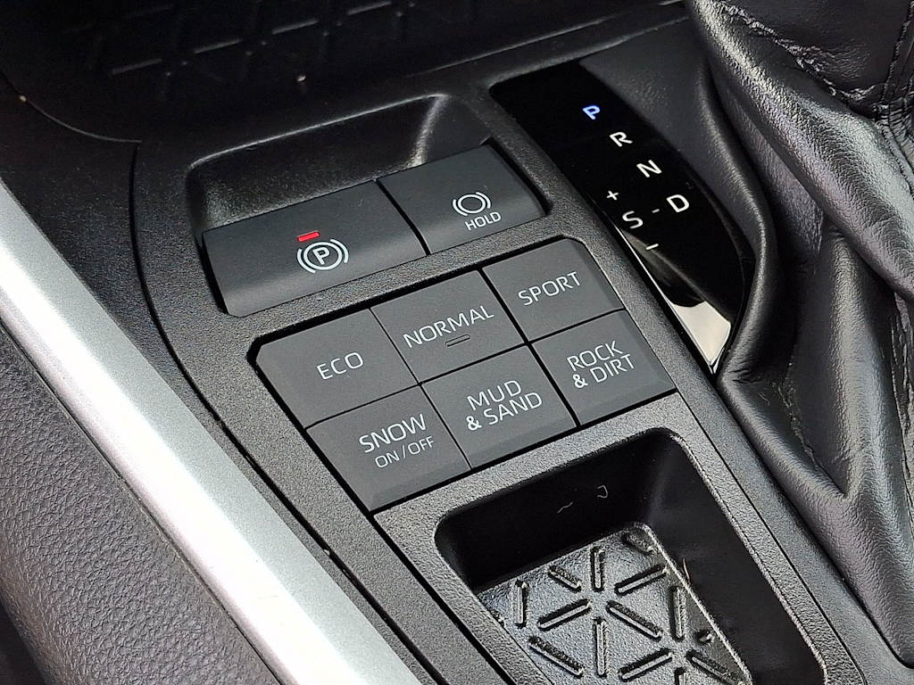 Thumbnail: 2024 Toyota RAV4 - 29