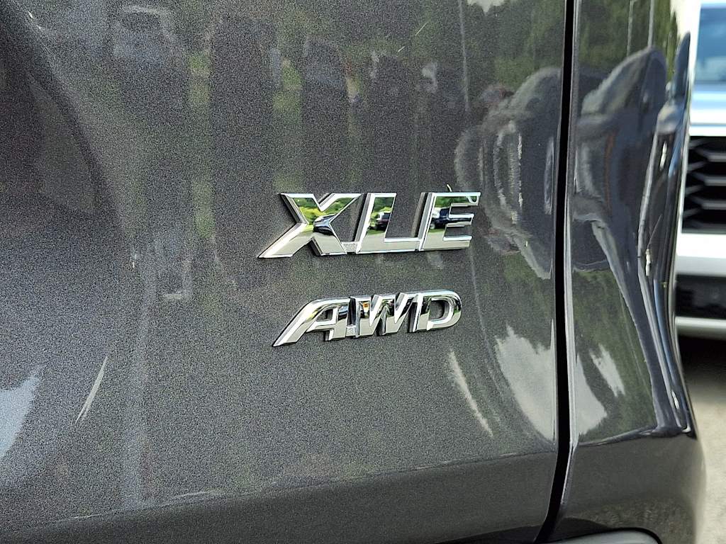 Thumbnail: 2025 Toyota RAV4 - 7