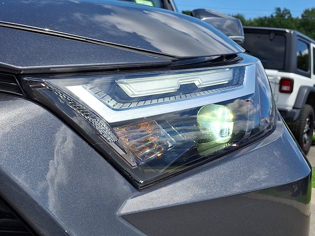 Thumbnail: 2025 Toyota RAV4 - 19