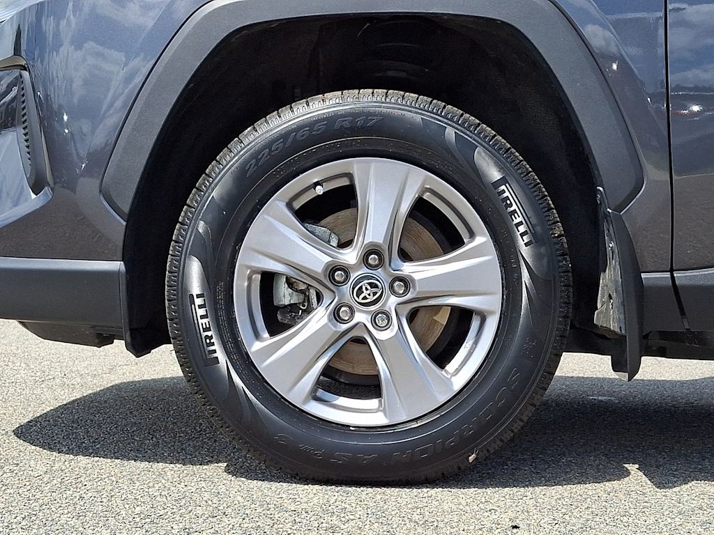 Thumbnail: 2025 Toyota RAV4 - 8