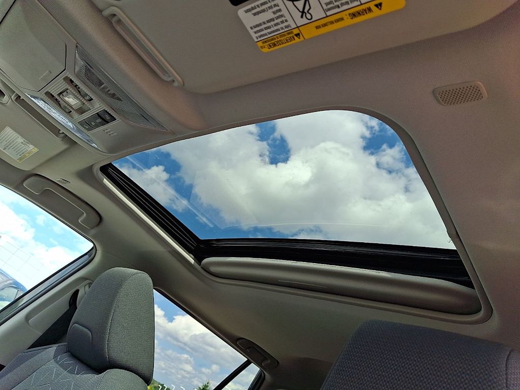 Thumbnail: 2025 Toyota RAV4 - 22