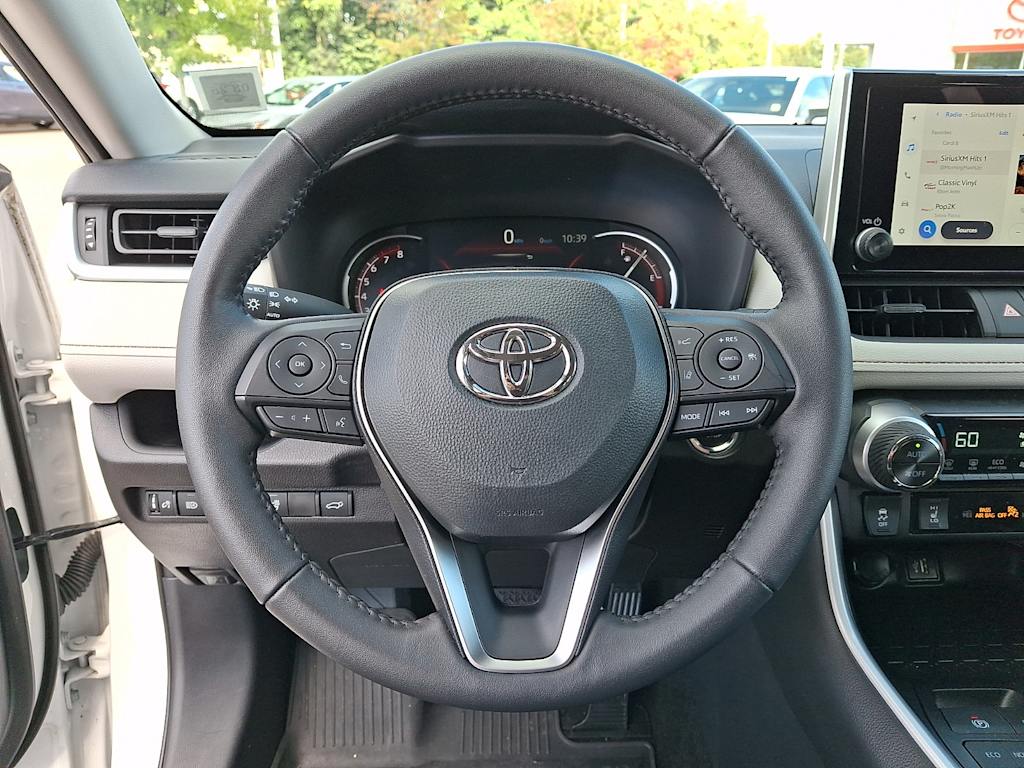 Thumbnail: 2025 Toyota RAV4 - 9