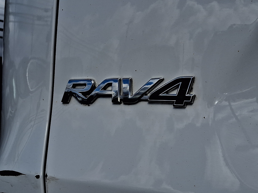 Thumbnail: 2025 Toyota RAV4 - 7