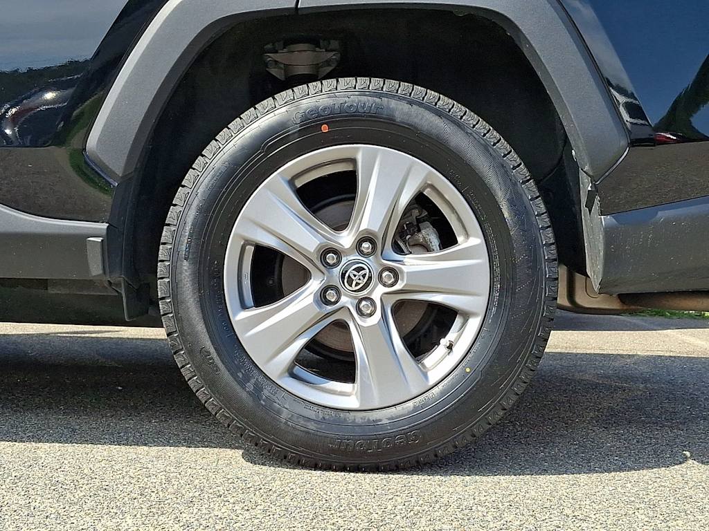 Thumbnail: 2024 Toyota RAV4 - 6