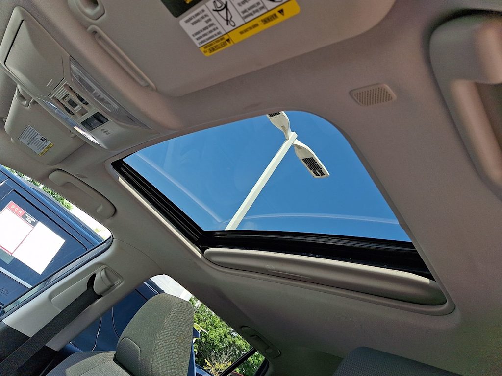 Thumbnail: 2024 Toyota RAV4 - 23