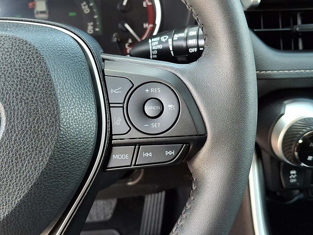 Thumbnail: 2024 Toyota RAV4 - 27