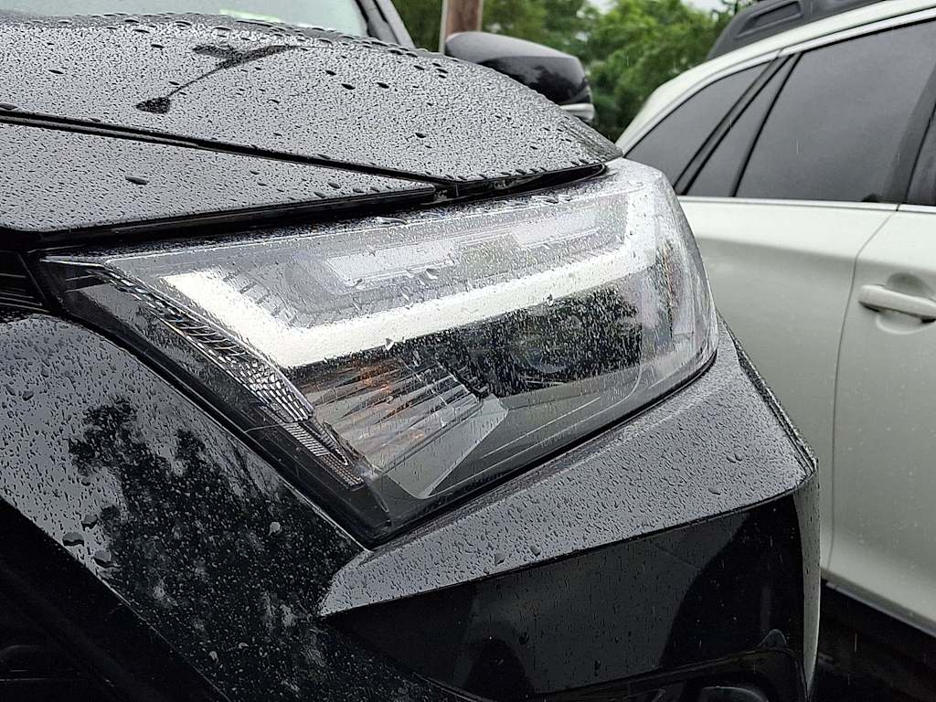 Thumbnail: 2025 Toyota RAV4 - 6