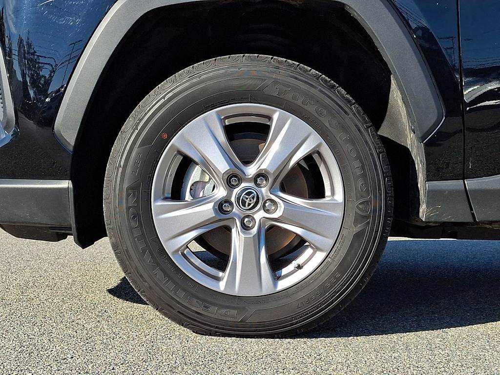 Thumbnail: 2025 Toyota RAV4 - 8