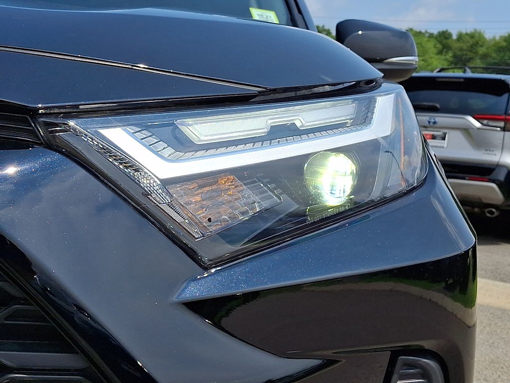 Thumbnail: 2025 Toyota RAV4 - 19