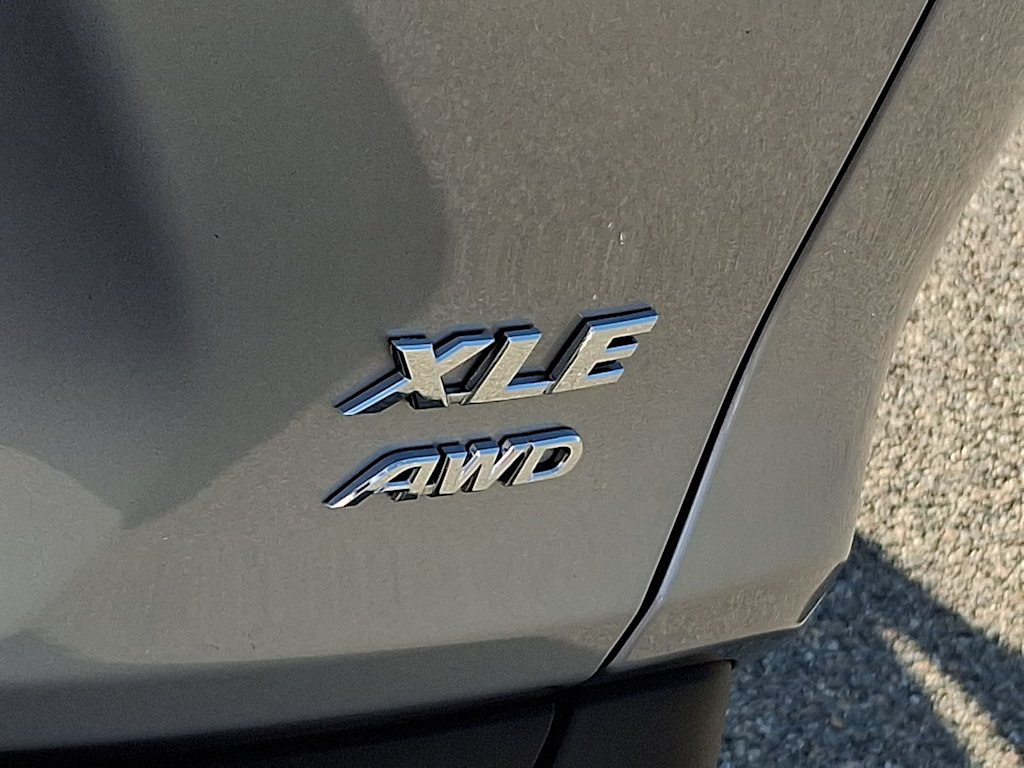 Thumbnail: 2025 Toyota RAV4 - 26