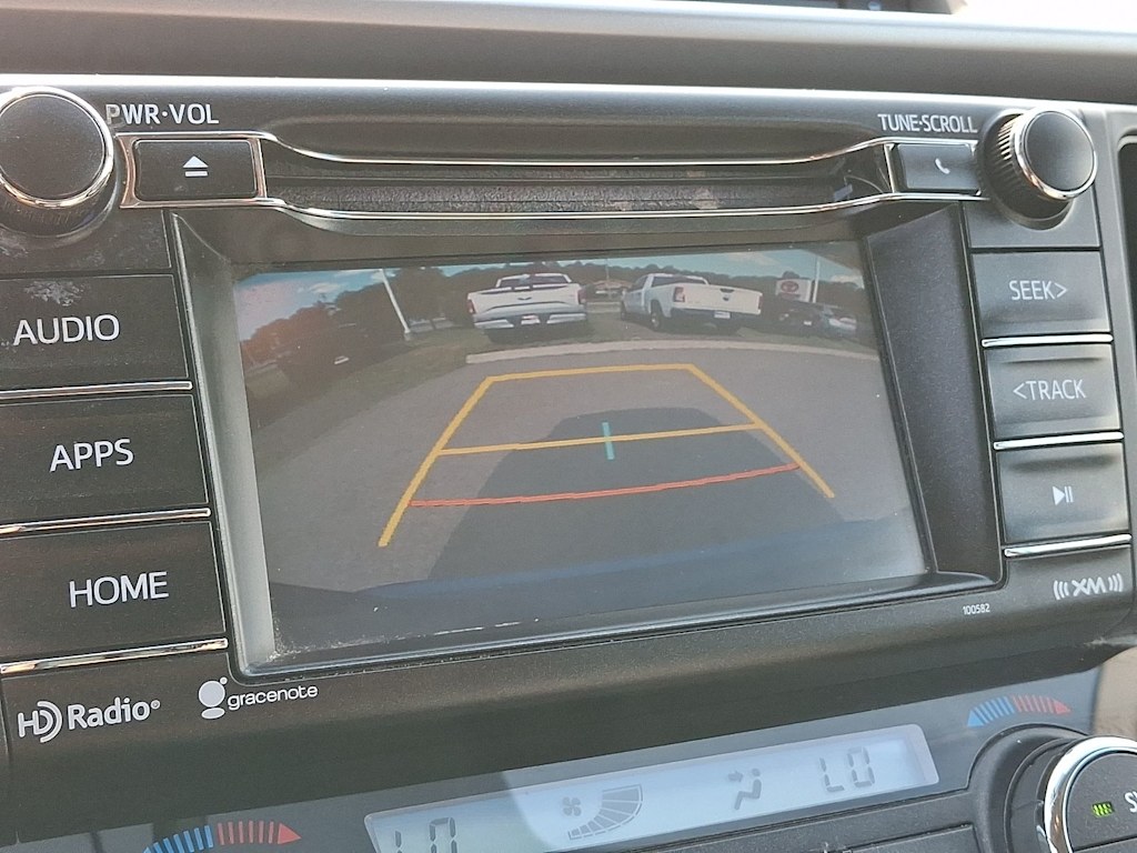 Thumbnail: 2016 Toyota RAV4 - 19