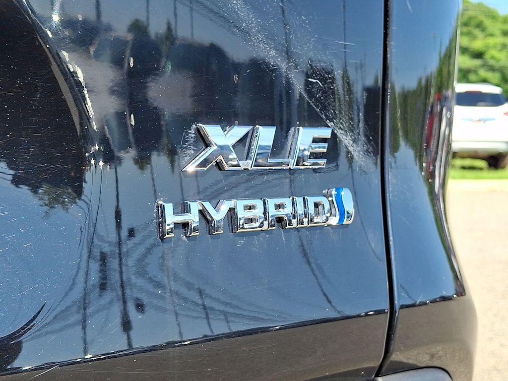 Thumbnail: 2019 Toyota RAV4 - 7