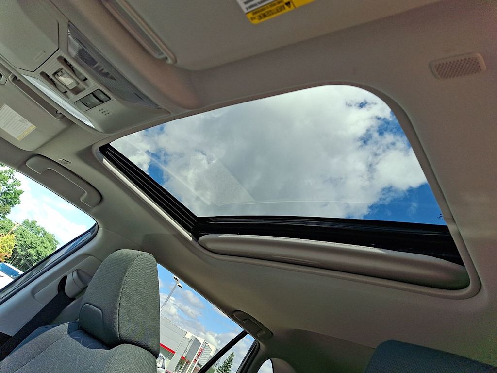 Thumbnail: 2024 Toyota RAV4 - 22