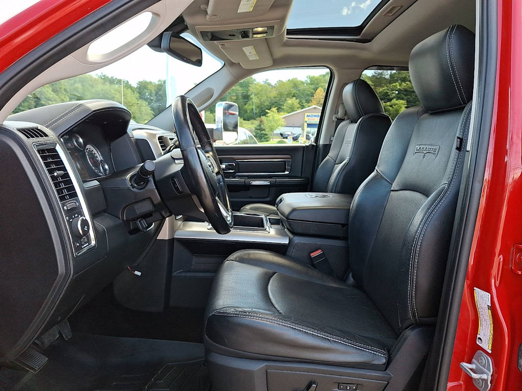 Thumbnail: 2014 RAM 3500 - 10