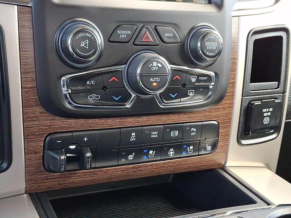 Thumbnail: 2014 RAM 3500 - 23