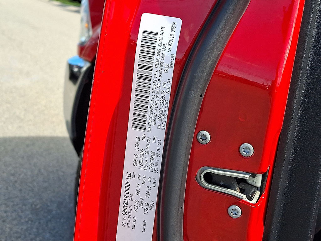 Thumbnail: 2014 RAM 3500 - 29